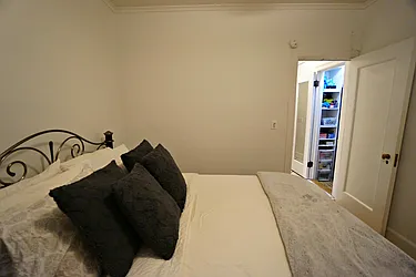 Sold by Anna Pinto Realty