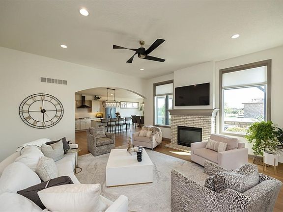 5th image of 10232 Bella Strada Ln