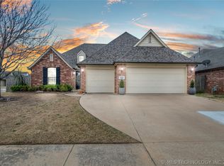 510 W 124th St S, Jenks, OK 74037