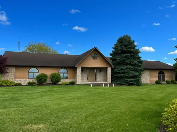 1975 W Minooka Rd, Morris, IL 60450