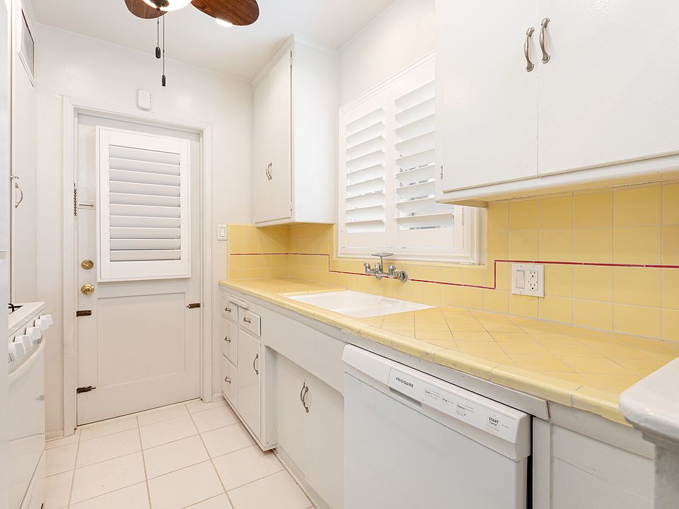 similar kitchen