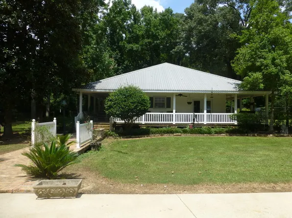8567 Muscadine Ln W, Saint Francisville, LA 70775