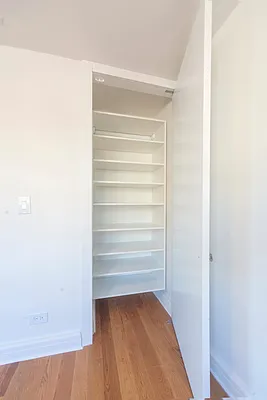 Sold by Manhattan Skyline | media 31