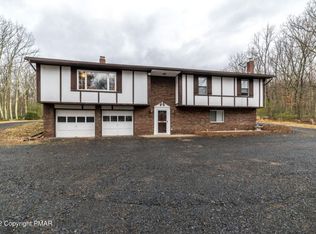 156 Sportsmans Trl, Stroudsburg, PA 18360