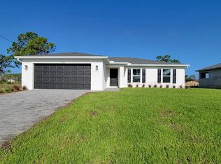 3749 NE 15th Pl, Cape Coral, FL 33909
