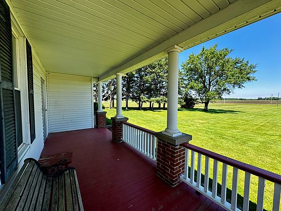 5th image of 16606 Backbone Rd W