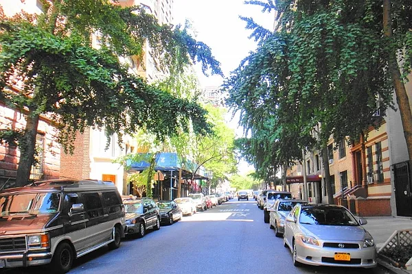 Rented by Balass Ralph, LREB | media 23