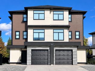 15871 111a Ave #102, Surrey, BC V4N 5B4