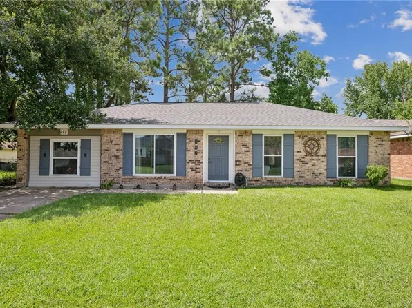 147 Trafalgar Sq, Slidell, LA 70461