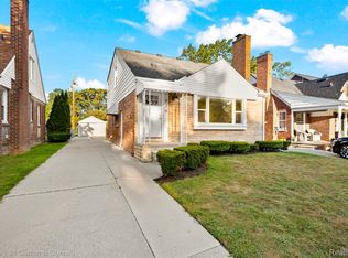 139 Kingsbury Ave, Dearborn, MI 48128