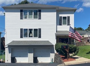 150 Rose Pl, Woodland Park, NJ 07424