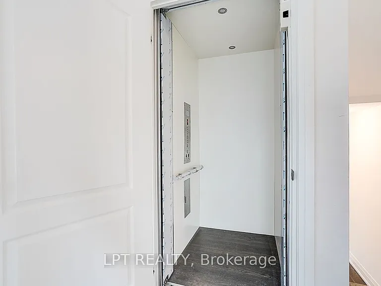 84 William Saville St — Photo 17