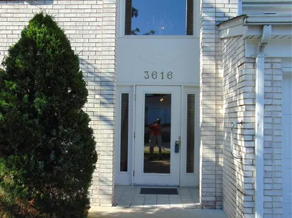 3616 Colonia Place Dr APT B, Saint Louis, MO 63125
