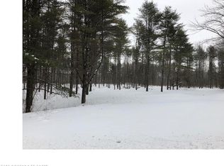 140 Back Rd, Fairfield, ME 04937