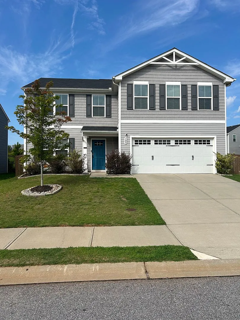 4 Bedroom Home in Woodland Pointe — Photo 1