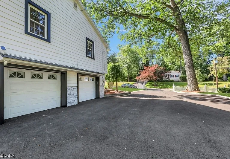11 Rande Dr — Photo 41