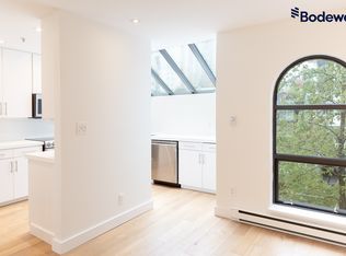1106 Pacific St, Vancouver, BC