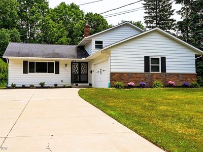 1141 Hillrock Dr, South Euclid, OH, 44121