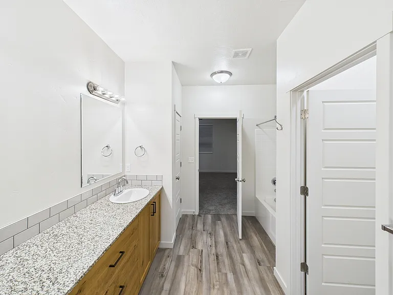 Bellevue Towers LLC — Photo 13