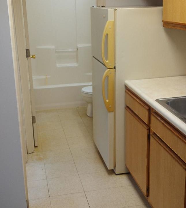 2nd image of 205 W Main St #21
