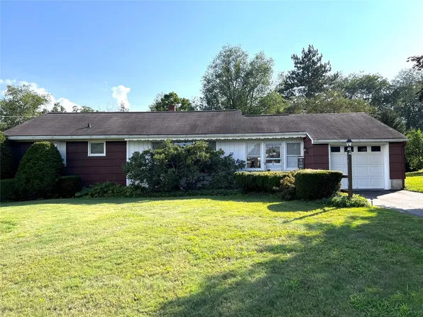 13 Thorn Hollow Rd, Owego, NY 13827