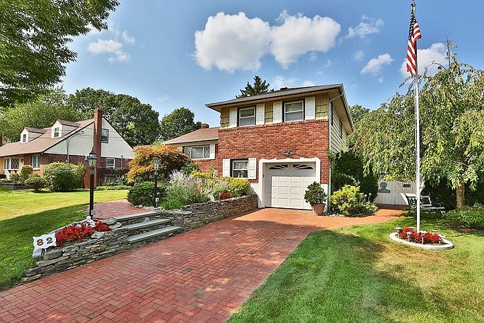 1st image of 82 Keane Ln