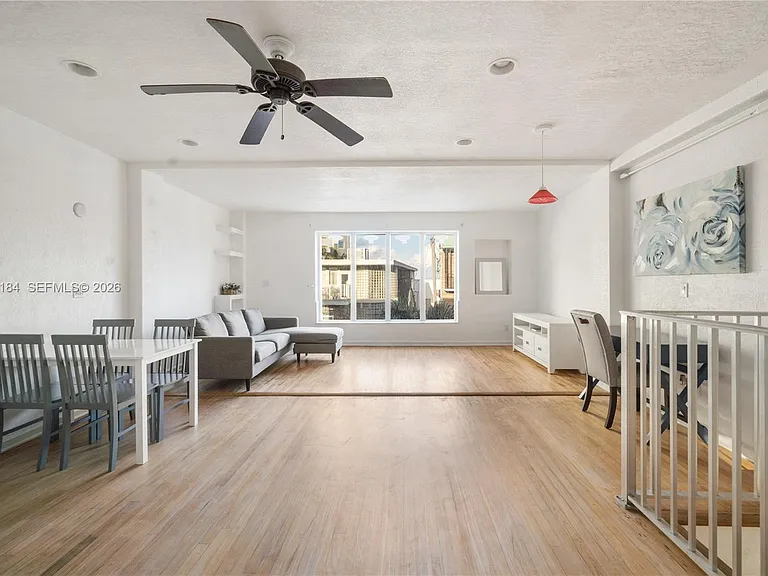905 Sunrise Ln #905 — Photo 10