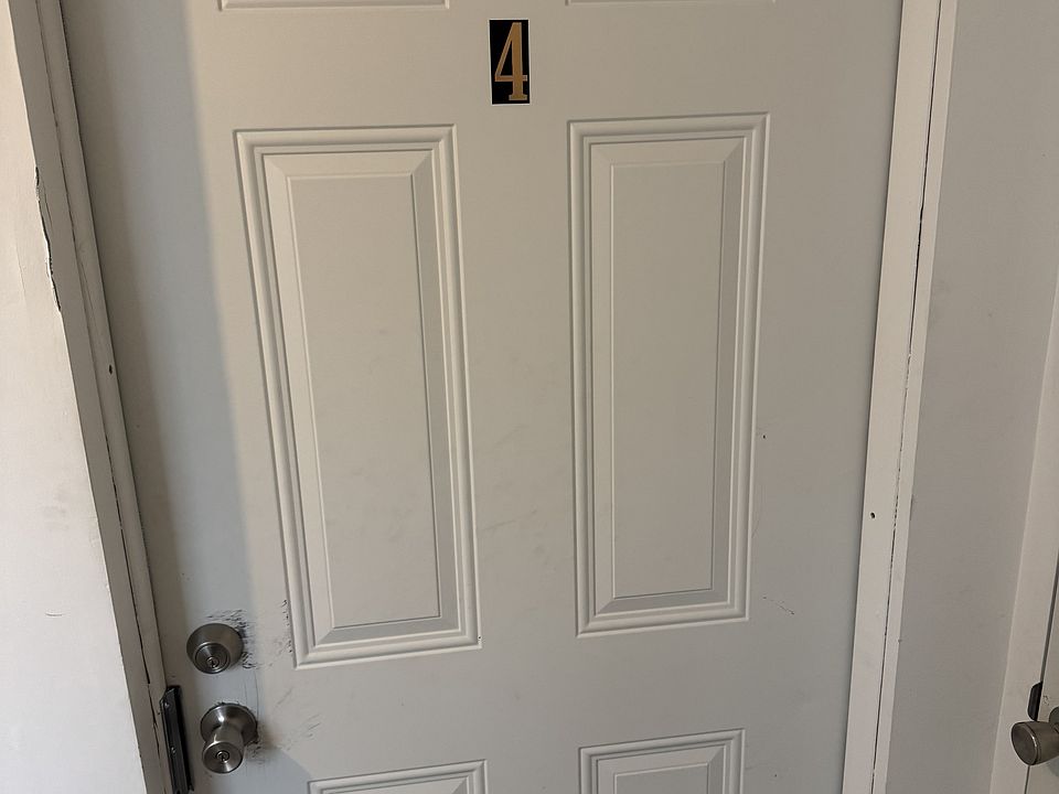 1st image of 169 N Grant St #4