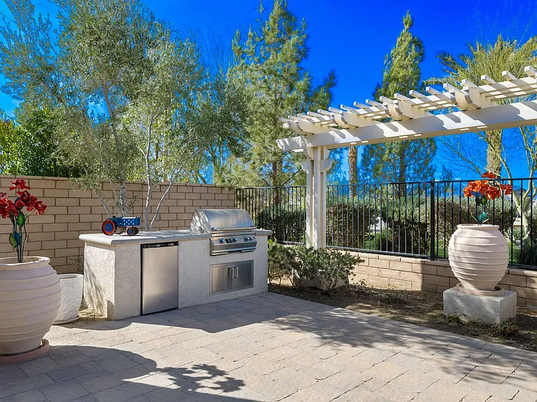 43001 Ascona Ln — Photo 36