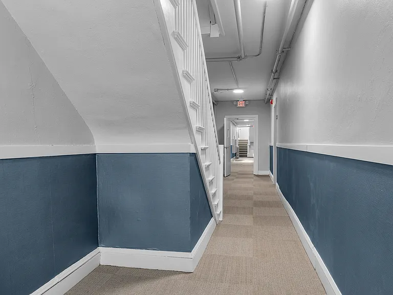 606 E 15th St #5 — Photo 15