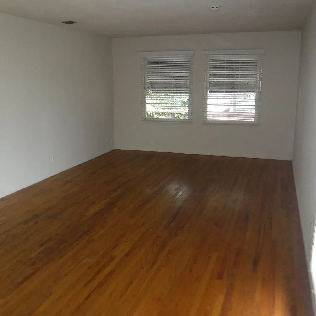 Near Circle Area: 3 Bedroom 2 Bath Home With Family Room — Photo 4