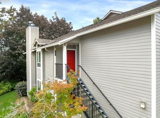 86 Kingsgate Rd UNIT C201, Lake Oswego, OR