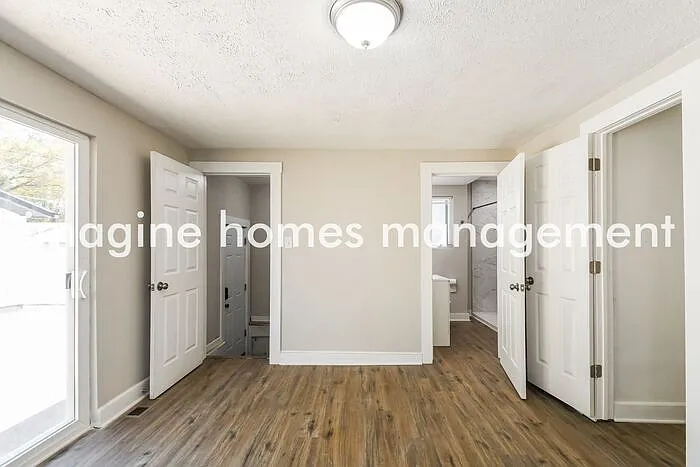 1215 N Olney St — Photo 14