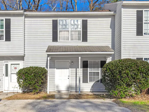 4742 Linfield Ln, North Charleston, SC 29418