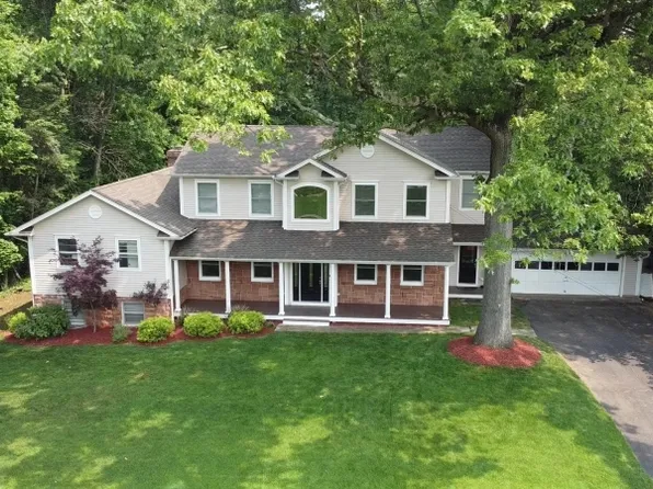 463 Carlton Rd, Wyckoff Twp., NJ 07481