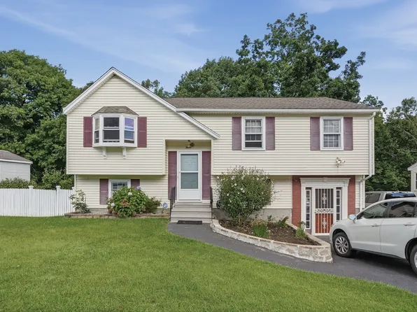 30 Parsons Hill Dr, Worcester, MA 01603