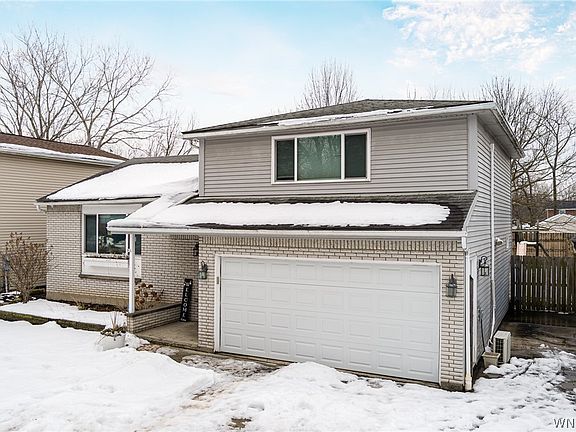 2nd image of 92 Sunset Ct