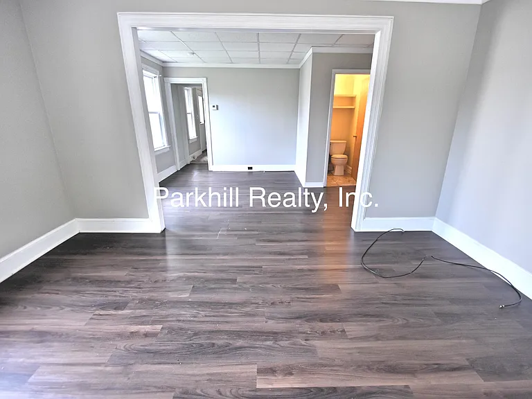 824 William St — Photo 9