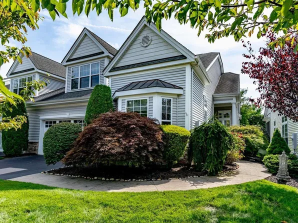 148 Crescendo #148, Eastport, NY 11941