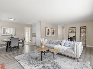 1719 Marshall Ct #B, Los Altos, CA 94024