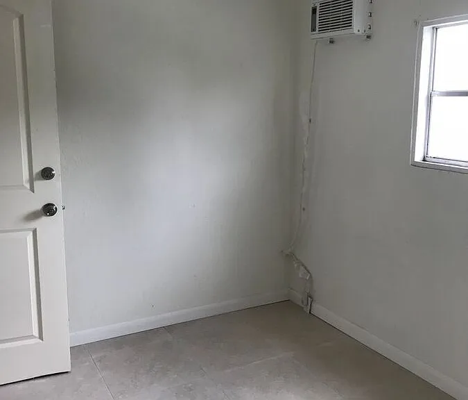 10166 Marlin Cir #3 — Photo 7