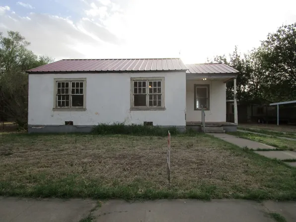 717 S 5th St, Memphis, TX 79245