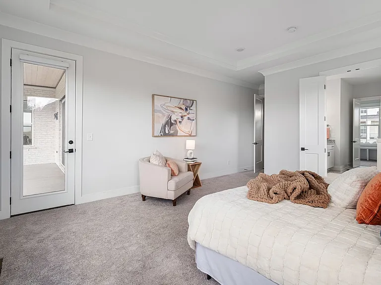 805 Regimental Dr — Photo 17