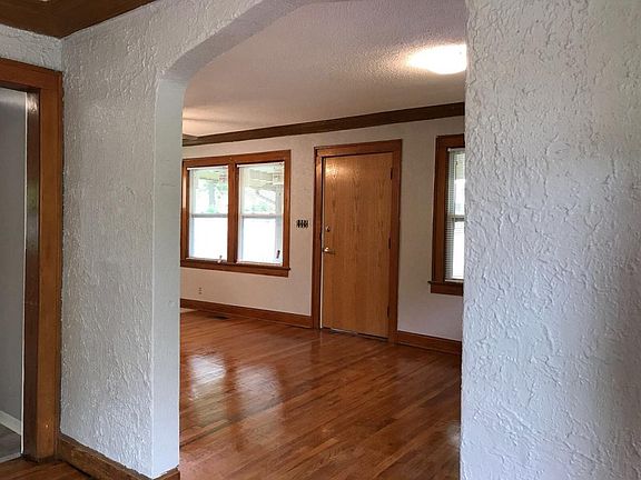 Living Room Doorway
