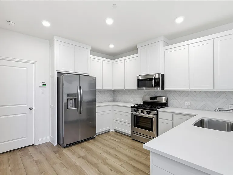 2537 Buttonbush Ln — Photo 15