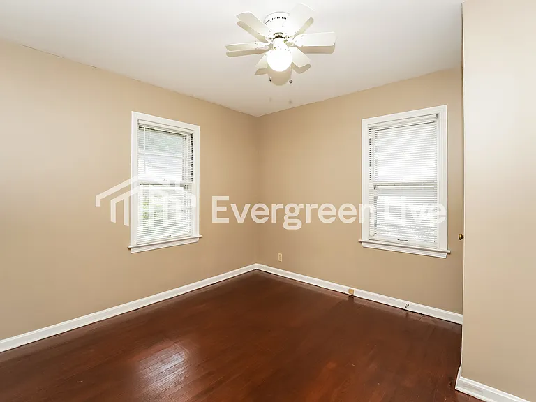 123 E Rosewood Ave — Photo 7