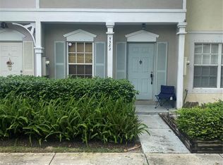 5382 Holiday Pl #103, Margate, FL 33063
