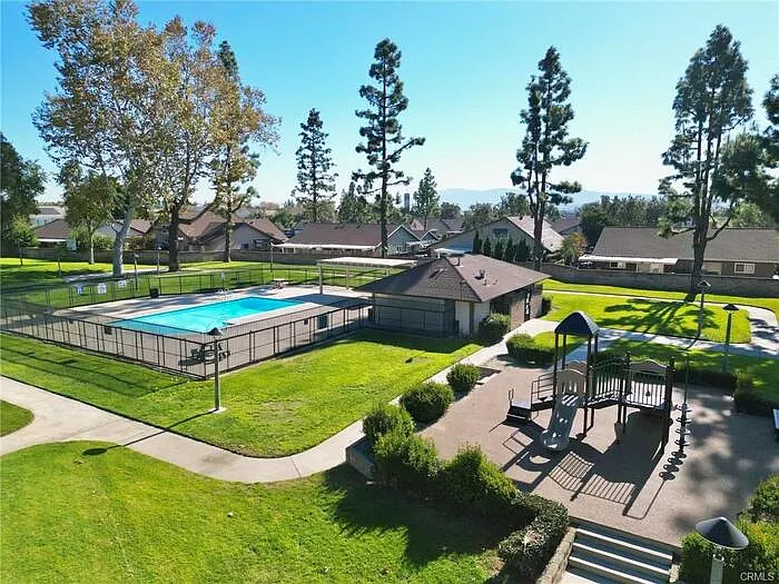 13568 Poppy Pl — Photo 13