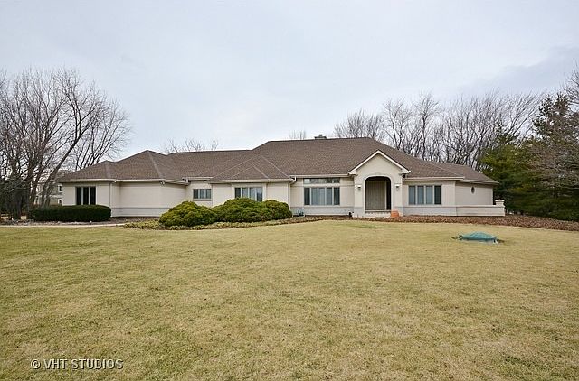 1st image of 2S088 Grove Hill Dr