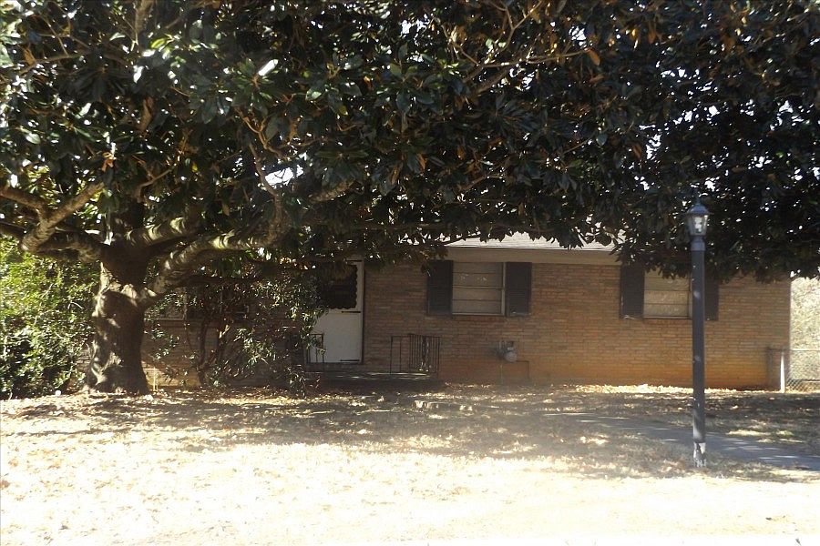 1st image of 8004 W Cliff Dr